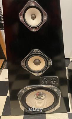 70s High End Stand Speakers Pyramide Piano Lacquer 3-Way Bass Reflex, Black