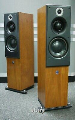 ATC SCM40 Floorstanding Speakers in Cherry Preowned