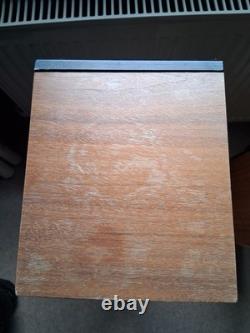 A Pair of Rega EL8 Compact Floor-Standing Speakers Sound Equipment