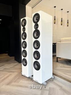 Acoustic Energy AE520 Floorstanding Speakers