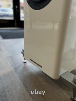 Acoustic Energy AE520 Floorstanding Speakers