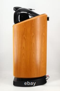 B&W 802 Diamond Floorstanding Speakers, good condition, box, 3 month warranty