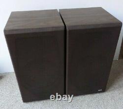 B&W Bowers And Wilkins DM110 Floor Standing Speakers