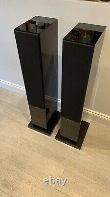 B&W CM8 Bowers Wilkins gloss black floorstanding