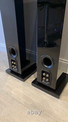 B&W CM8 Bowers Wilkins gloss black floorstanding