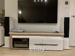 B&W CM8 Bowers and Wilkins Gloss White Floor Standing Speaker System