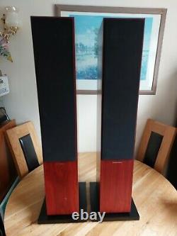 B&W CM8 HiFi Floorstanding Speakers 150 W