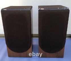 B&W DM22 Bowers and Wilkins Floor Standing Speakers Audiophile England UK