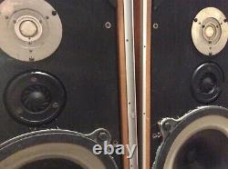 B&W DM4 Bowers Wilkins Vintage Classic Speakers 3 Ways 8 Ohms 1976