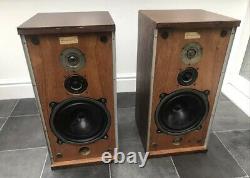 B&W DM4 Bowers and Wilkins Floor Standing Speakers Audiophile England UK 1