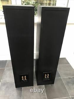 B&W P4 100W Bowers and Wilkins Floor Standing Speakers Audiophile England Made