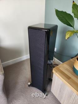 Beautiful Quad Revela 2 Floor Standing Floorstanding Loudspeakers Speakers