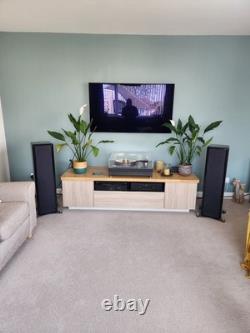 Beautiful Quad Revela 2 Floor Standing Floorstanding Loudspeakers Speakers