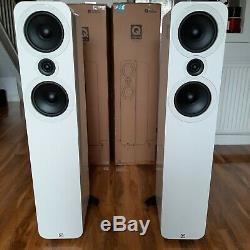 Beautiful White Gloss Q Acoustics 3050 Floorstanding Speakers