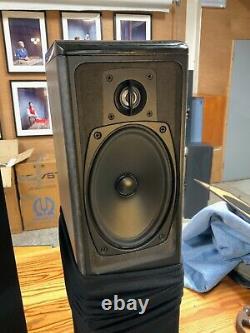 Boston Acoustics VR940 Floorstanding Speakers