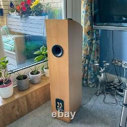 Bowens And Wilkins, B&w704 Floor Standing Speakers (2)