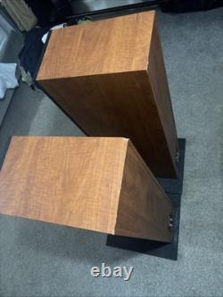 Bower & Wilkins B&W 683 Floor Standing Speakers