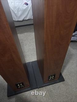 Bower & Wilkins B&W 683 Floor Standing Speakers