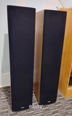 Bowers And Wilkinson's DM 603 S3 Floor Standing Speakers In Very Good Condition