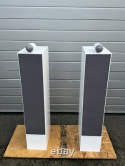 Bowers&Wilkins 702 S2 Floorstanding Speakers Trade in (missing jumpers)