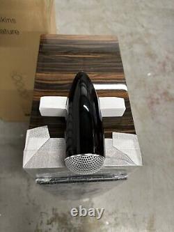 Bowers & Wilkins 702 Signature Floorstanding Speakers (PAIR) Datuk Gloss