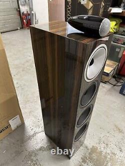 Bowers & Wilkins 702 Signature Floorstanding Speakers (PAIR) Datuk Gloss