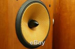 Bowers & Wilkins (B&W) 803 Nautilus Floor-Standing Loud Speakers Chery