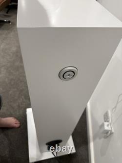 Bowers & Wilkins B&W CM10 S2 Speaker Pair