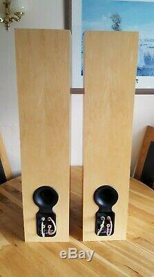 Bowers and Wilkins CM7 HiFi Floorstanding Speakers 150 W