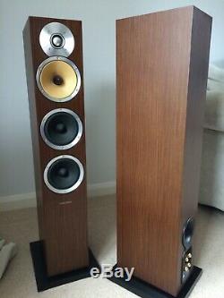 Bowers and Wilkins CM8 floorstanding speakers