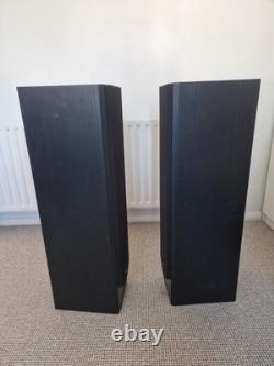Bowers and Wilkins P5 Floorstanding Speakers Black