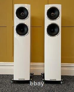 Boxed Fyne Audio F501sp Floorstanding Hi Fi Speakers. Piano Gloss White. Warranty