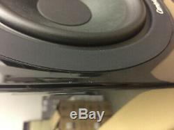 Cambridge Audio AeroMax 6 Floorstanding Speakers Gloss Black New, Minor damage