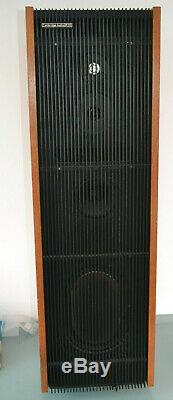 Cambridge Audio R50 Floorstanding Speakers