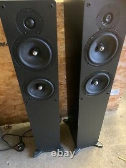 Cambridge Audio S70 Floor Standing Speakers Black used