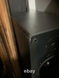 Cambridge Audio S70 Floor Standing Speakers Black used