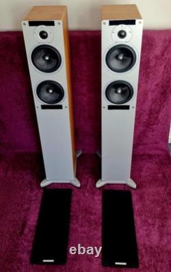 Cambridge Audio S-Series S70 Floor Standing Loud-Speakers VGC