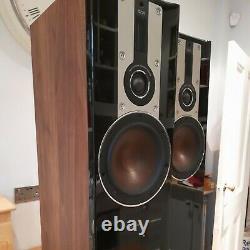 DALI Opticon 5 floor standing audiophile speakers Walnut