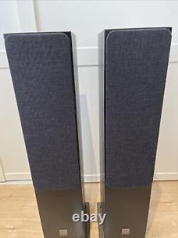 Dali Oberon 5 FloorStanding Speakers Pair Black Ash 12 Months Old Mint Condition