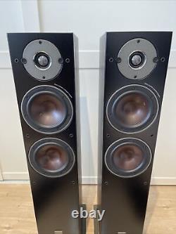 Dali Oberon 5 FloorStanding Speakers Pair Black Ash 12 Months Old Mint Condition