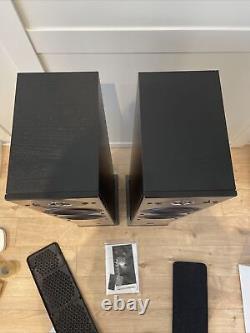 Dali Oberon 5 FloorStanding Speakers Pair Black Ash 12 Months Old Mint Condition