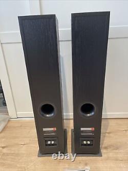 Dali Oberon 5 FloorStanding Speakers Pair Black Ash 12 Months Old Mint Condition