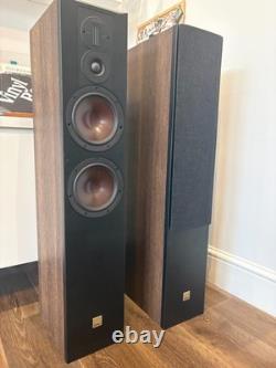Dali Opticon 6 MK2 Floorstanding Speakers in Tobacco Oak Excellent Condition