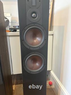 Dali Opticon 6 MK2 Floorstanding Speakers in Tobacco Oak Excellent Condition