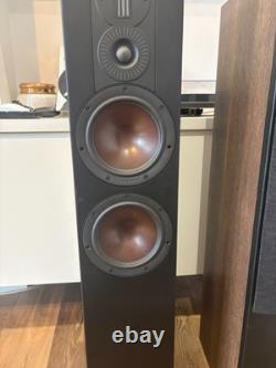 Dali Opticon 6 MK2 Floorstanding Speakers in Tobacco Oak Excellent Condition