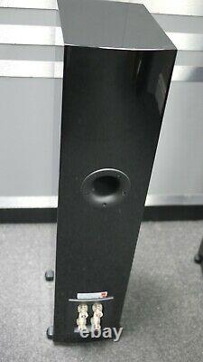 Dali Rubicon 5 Floorstanding Speaker in Black Preowned