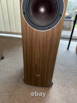 Dali Rubicon 6 Floor Standing Speakers Walnut