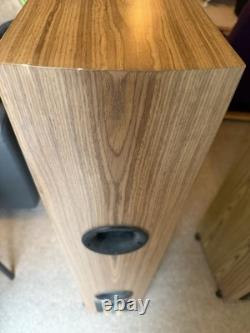 Dali Rubicon 6 Floor Standing Speakers Walnut