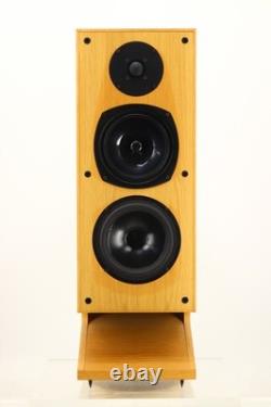 Diamond Acoustics Reference 3 Floorstanding Speakers Light Wood