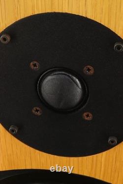 Diamond Acoustics Reference 3 Floorstanding Speakers Light Wood